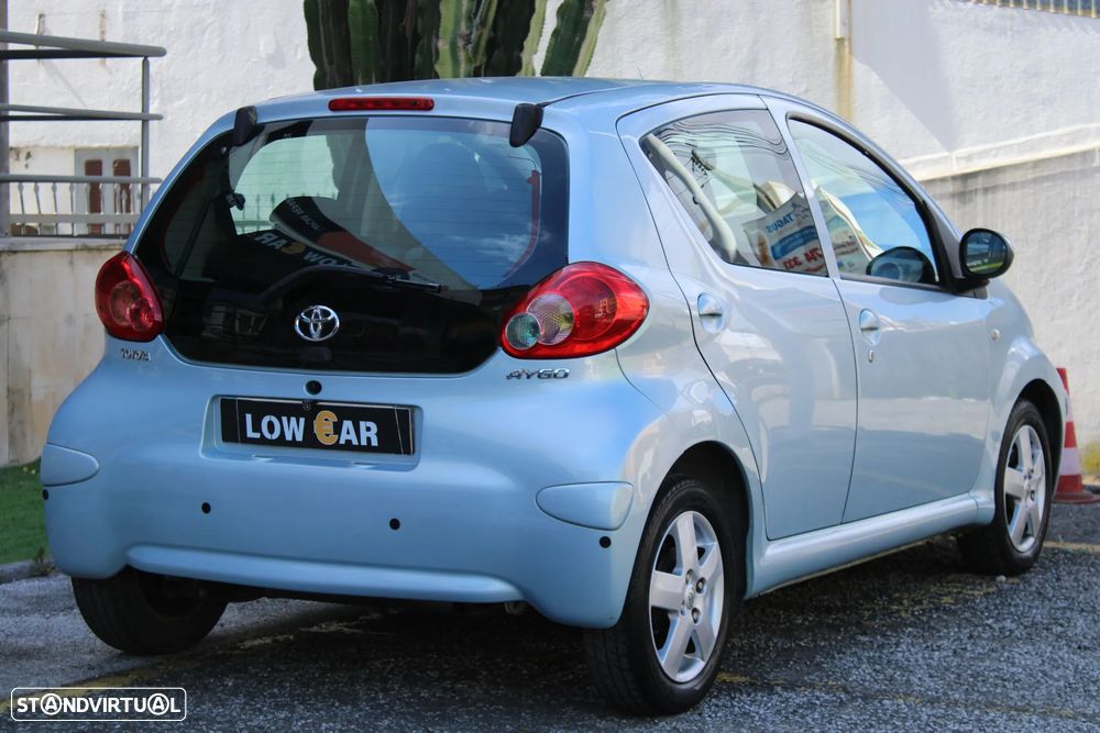 Toyota Aygo 1.0 + AC+VSC - 12