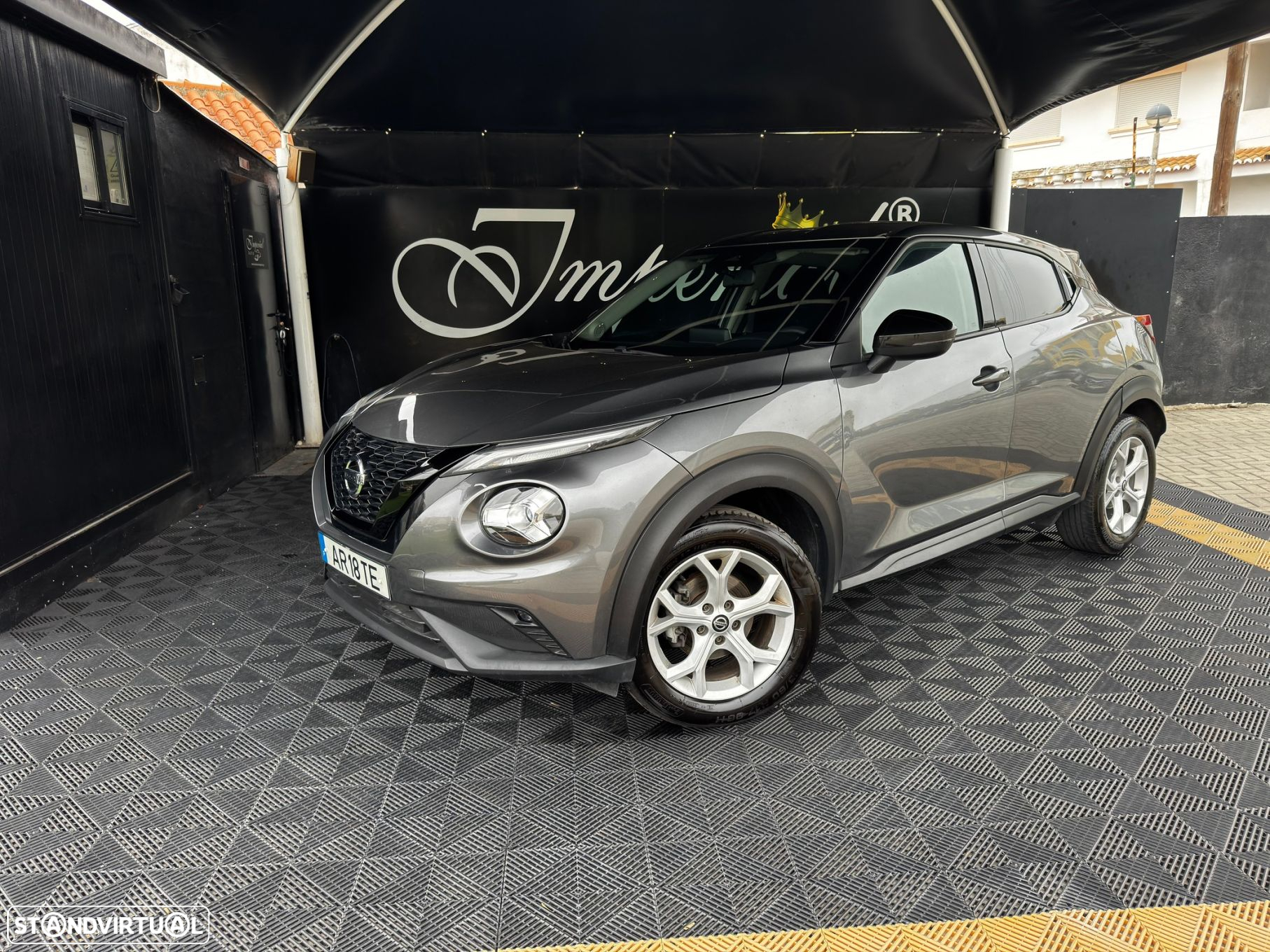 Nissan Juke 1.0 DIG-T Tekna DCT - 2