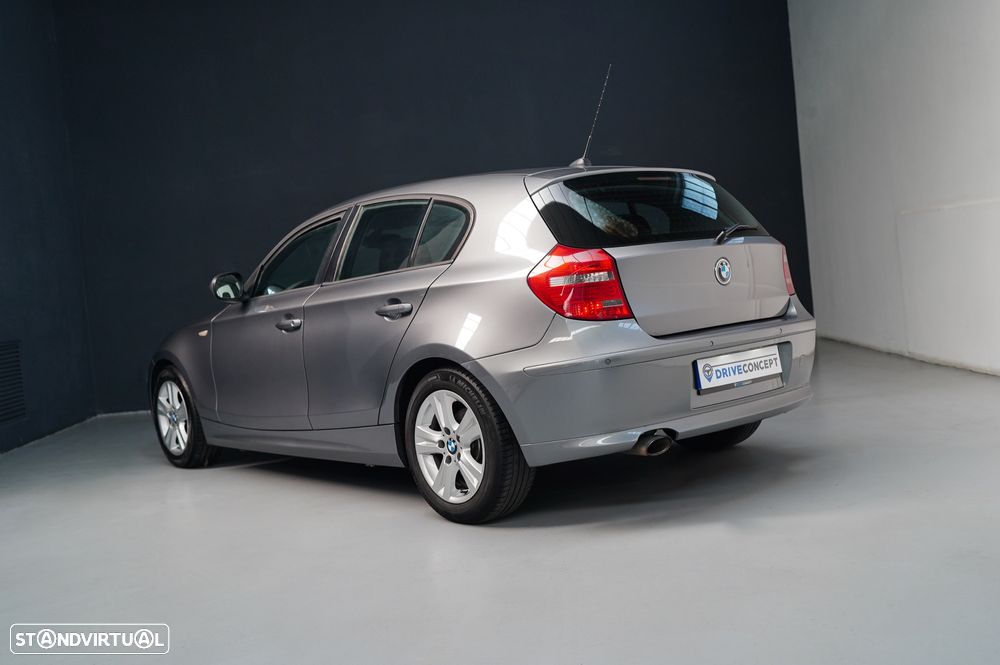 BMW 116 d Line Urban - 21