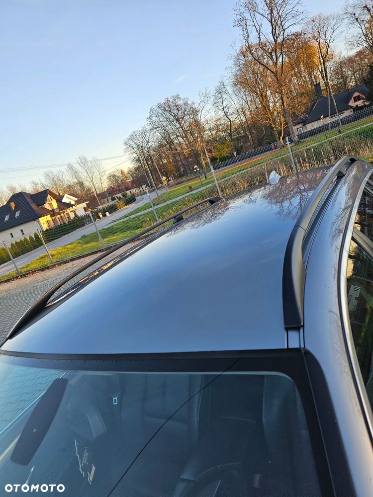 BMW Seria 5 520d Touring Edition Lifestyle - 21