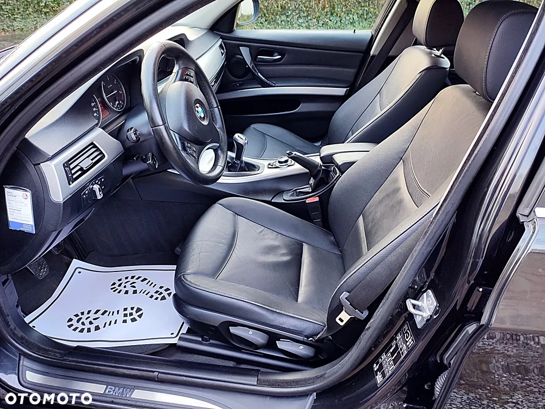 BMW Seria 3 320d - 9