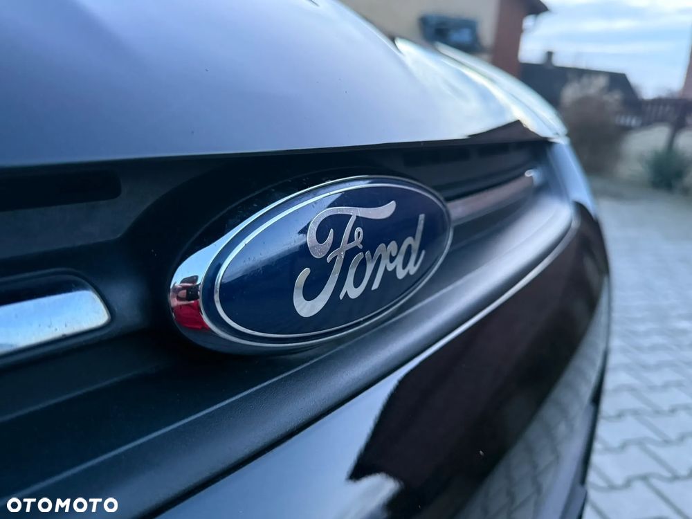 Ford Kuga 2.0 TDCi Titanium - 27