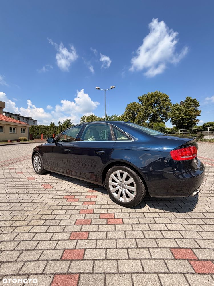 Audi A4 Avant 2.0 TDI - 6