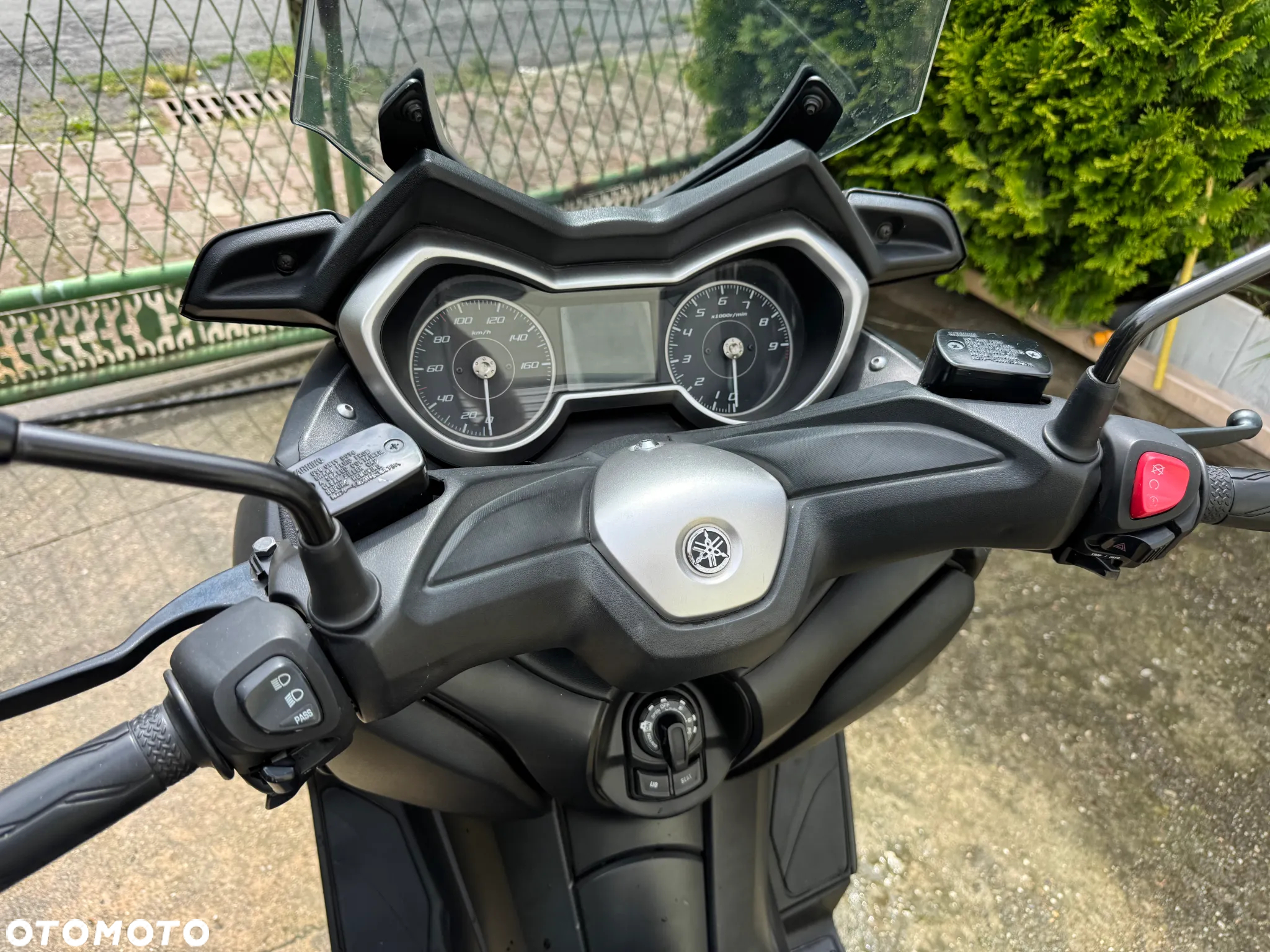 Yamaha X-max - 6