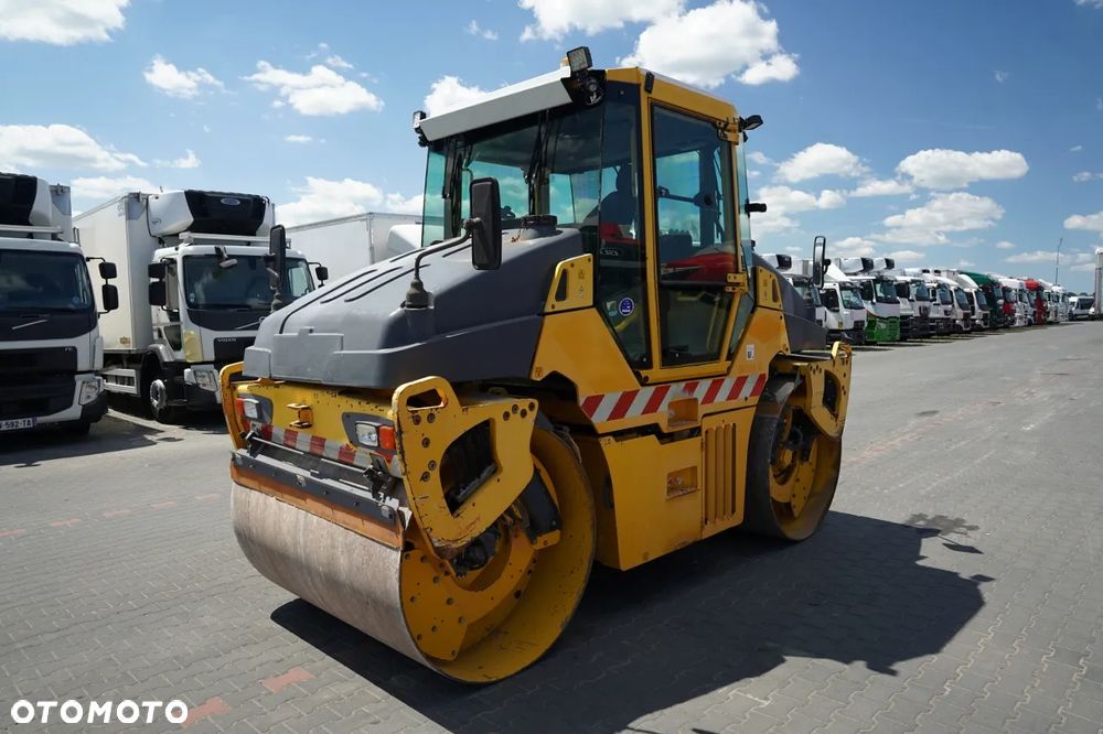 Hamm DV 90 H192 WALEC WIBRACYJNO-OSCYLACYJNY TYPU TANDEM - 5
