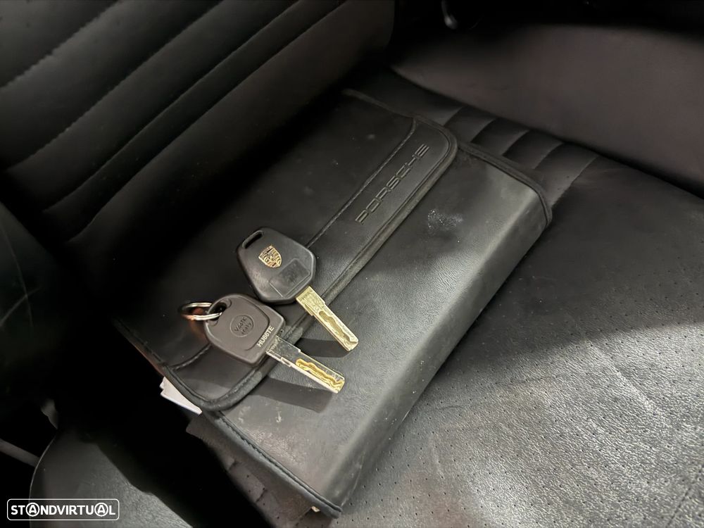 Porsche 911 (996) - 40