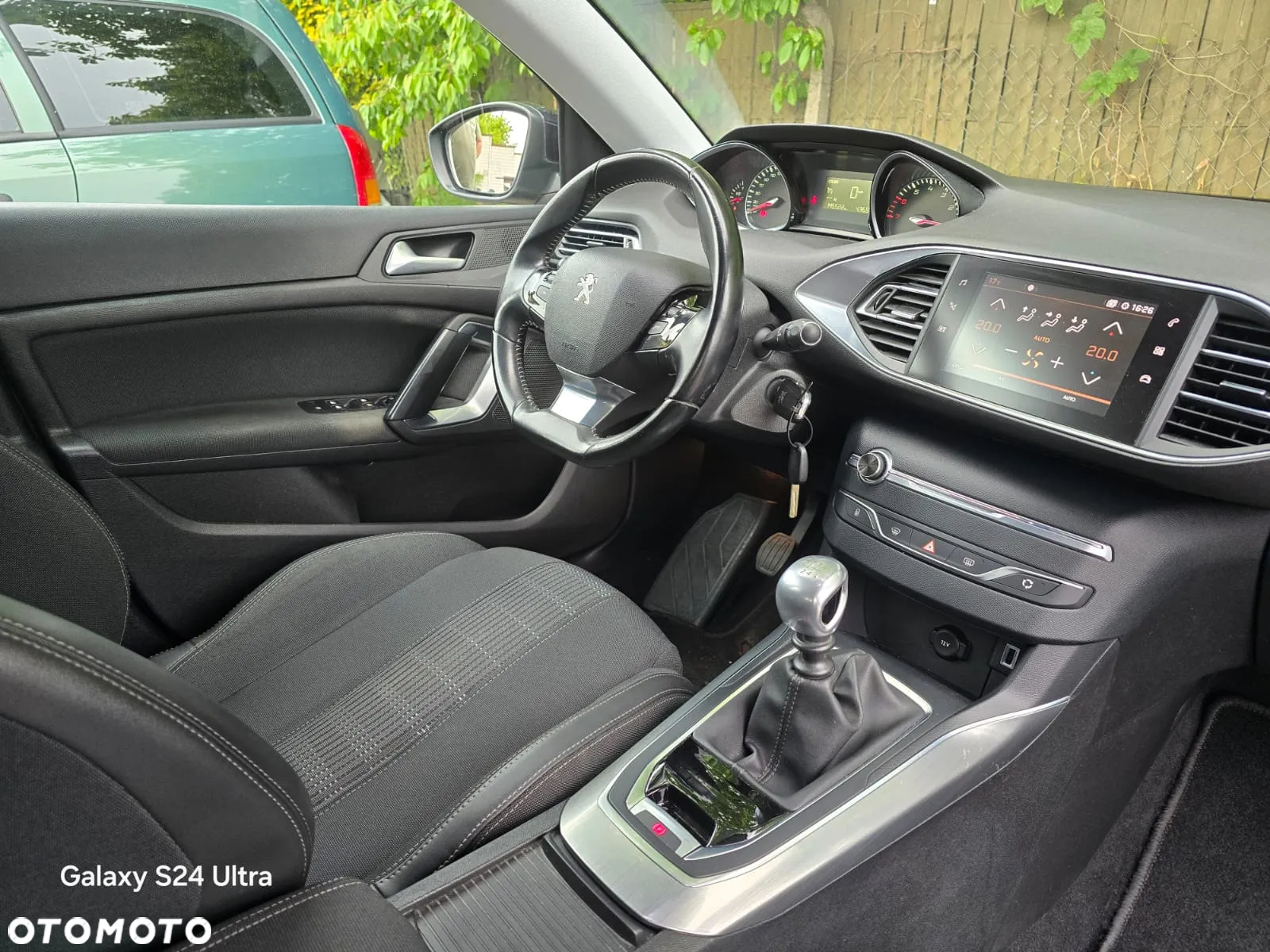 Peugeot 308 1.2 PureTech Allure S&S - 8