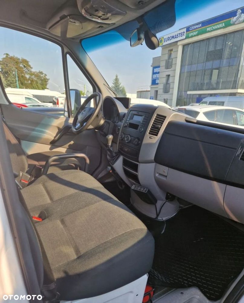 Mercedes-Benz SPRINTER - 2