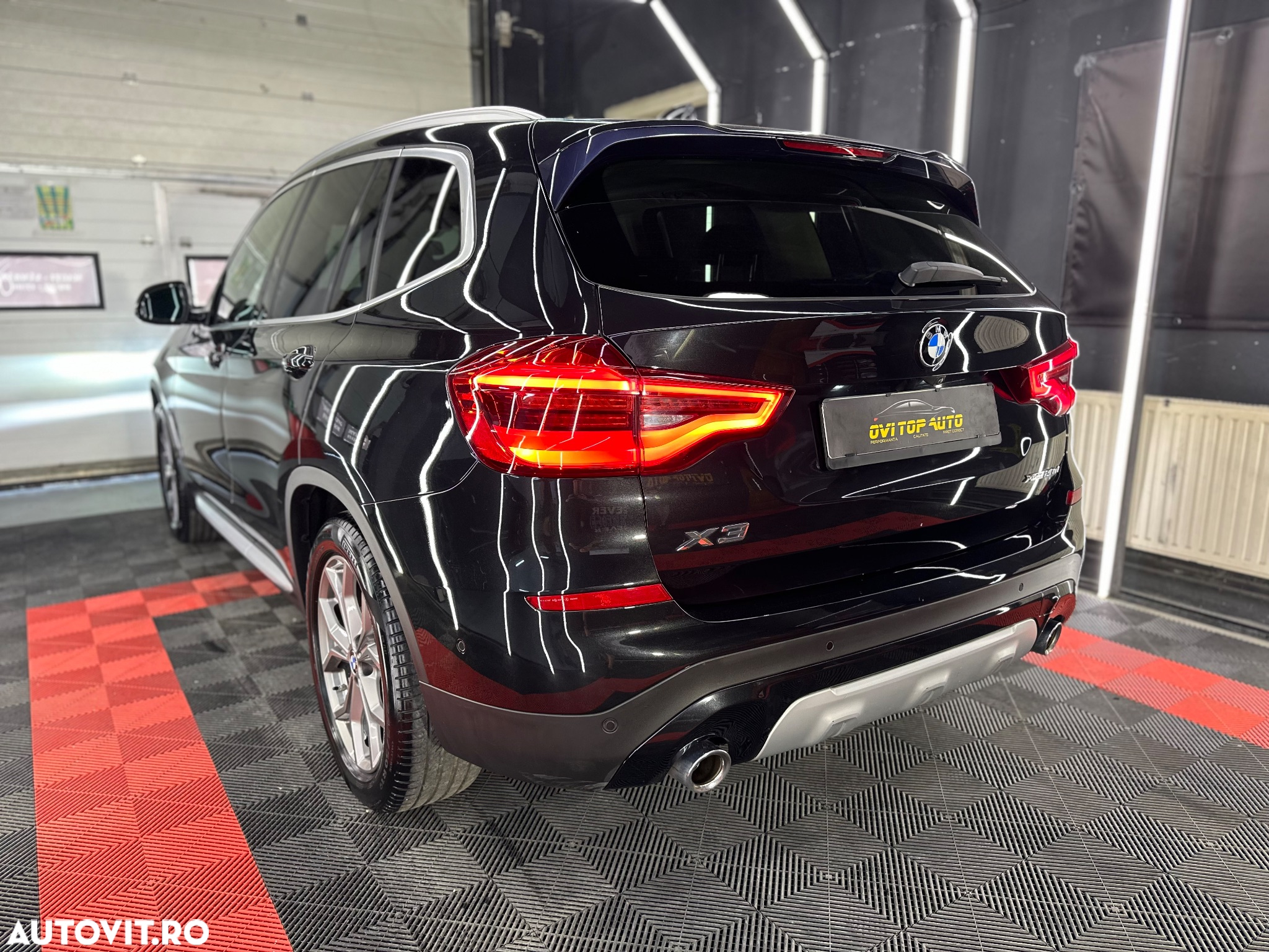 BMW X3 xDrive20d AT xLine - 6