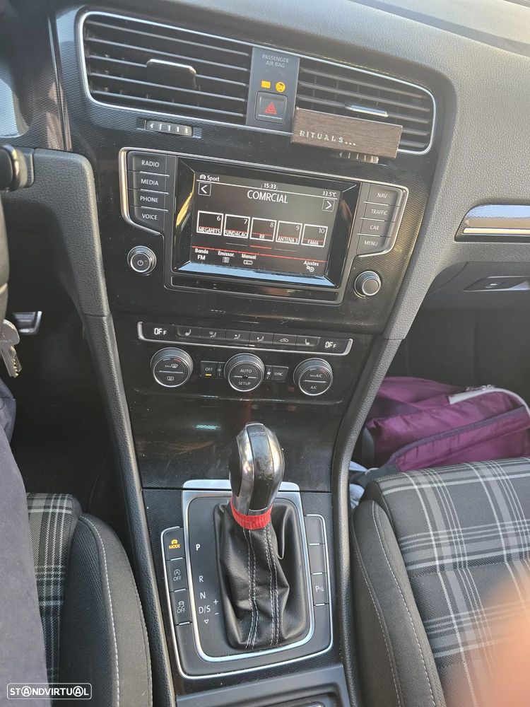 VW Golf - 5