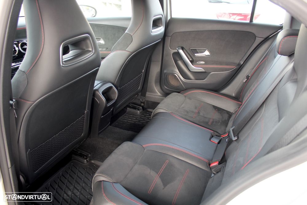 Mercedes-Benz A 160 AMG Line - 8