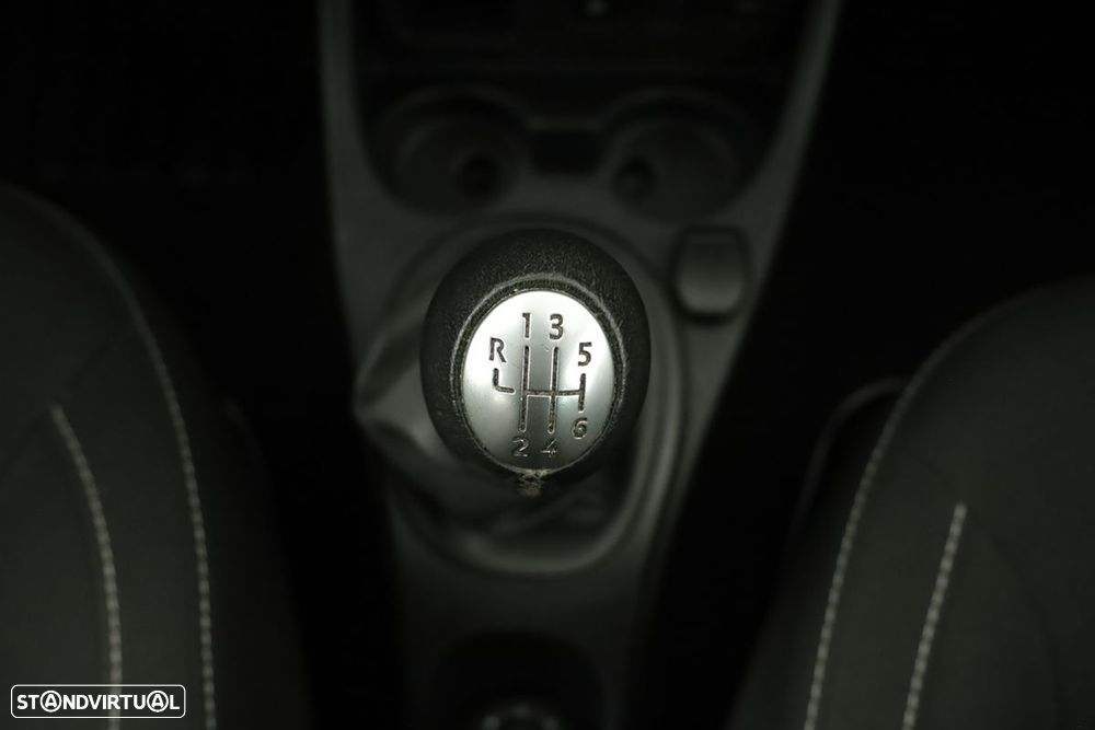 Dacia Duster 1.5 dCi SL 10 Anos - 13