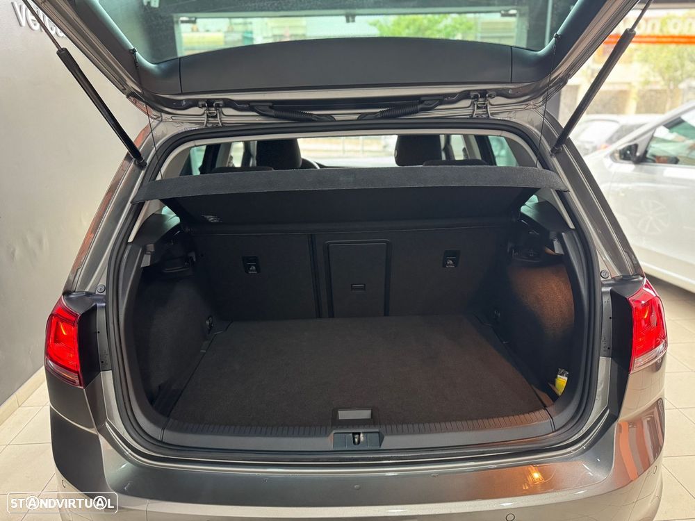 VW Golf 1.6 TDi GPS Edition DSG - 21