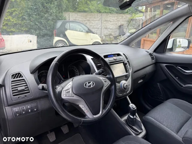 Hyundai ix20 1.6 CRDi blue Trend - 27