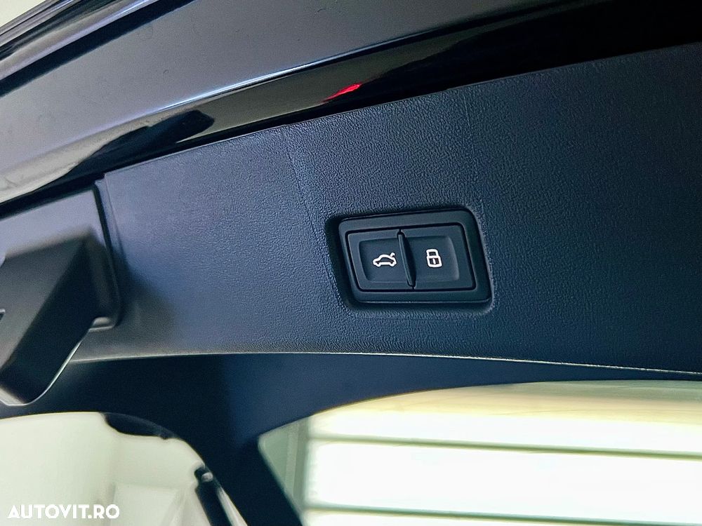 Audi Q4 50 quattro - 24