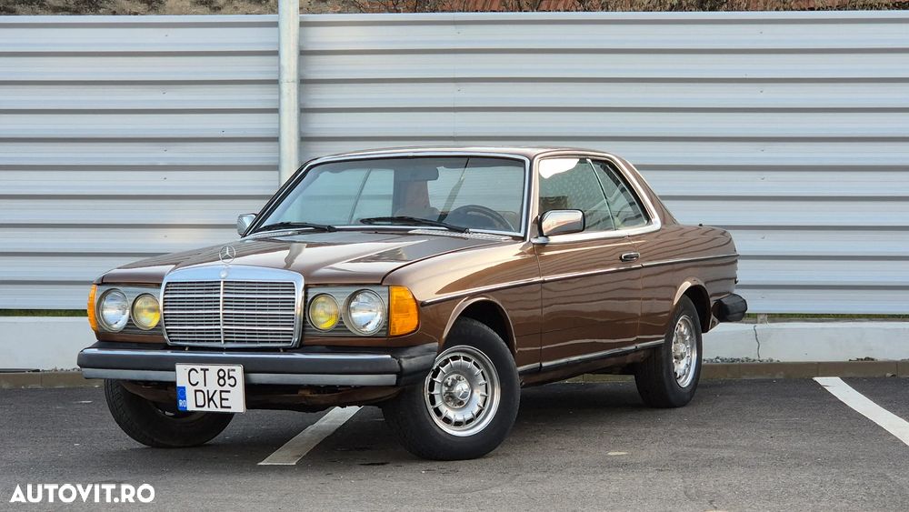 Mercedes-Benz W123 - 19