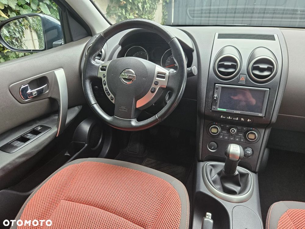 Nissan Qashqai - 13