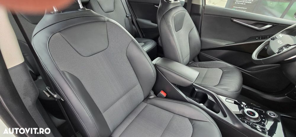 Kia Niro 1.6 GDI HEV 2WD OPF Aut. Vision - 16