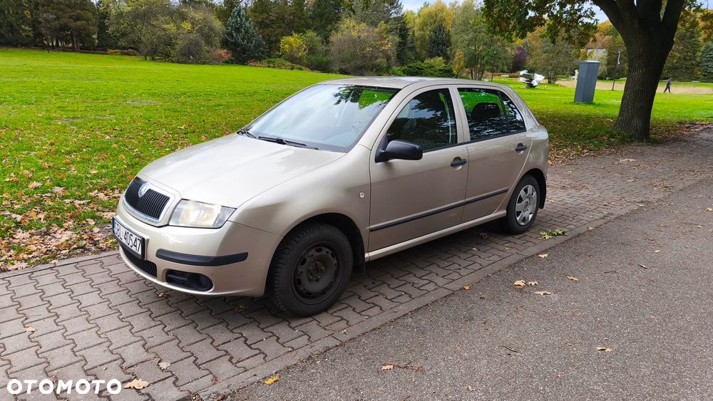 Skoda Fabia - 8