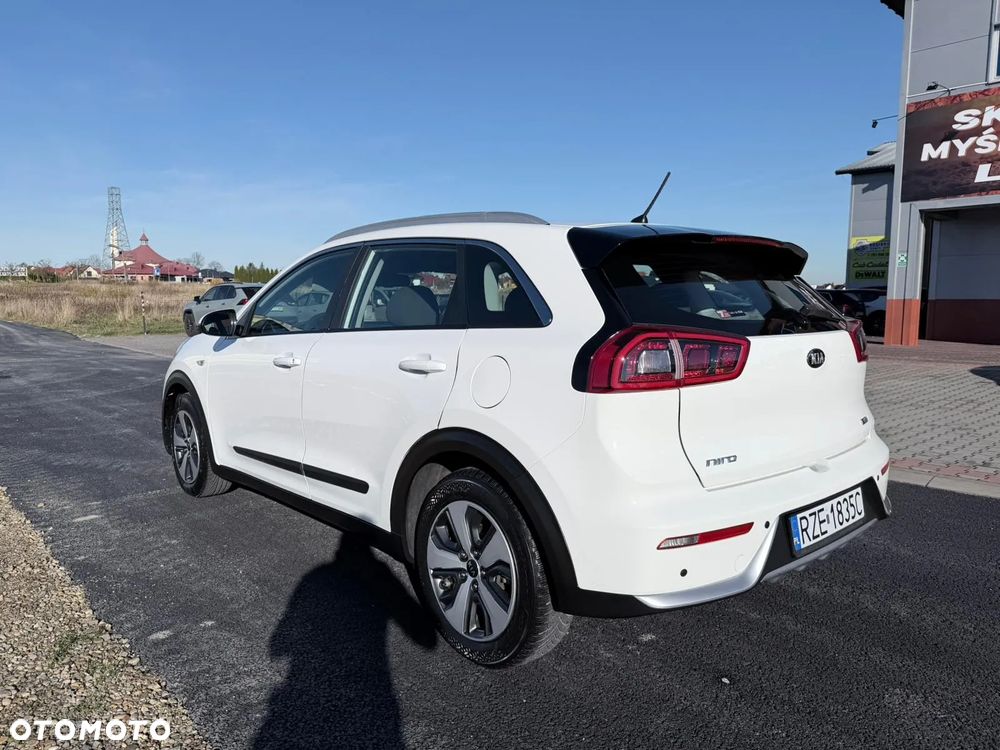 Kia Niro 1.6 GDI Hybrid L - 7