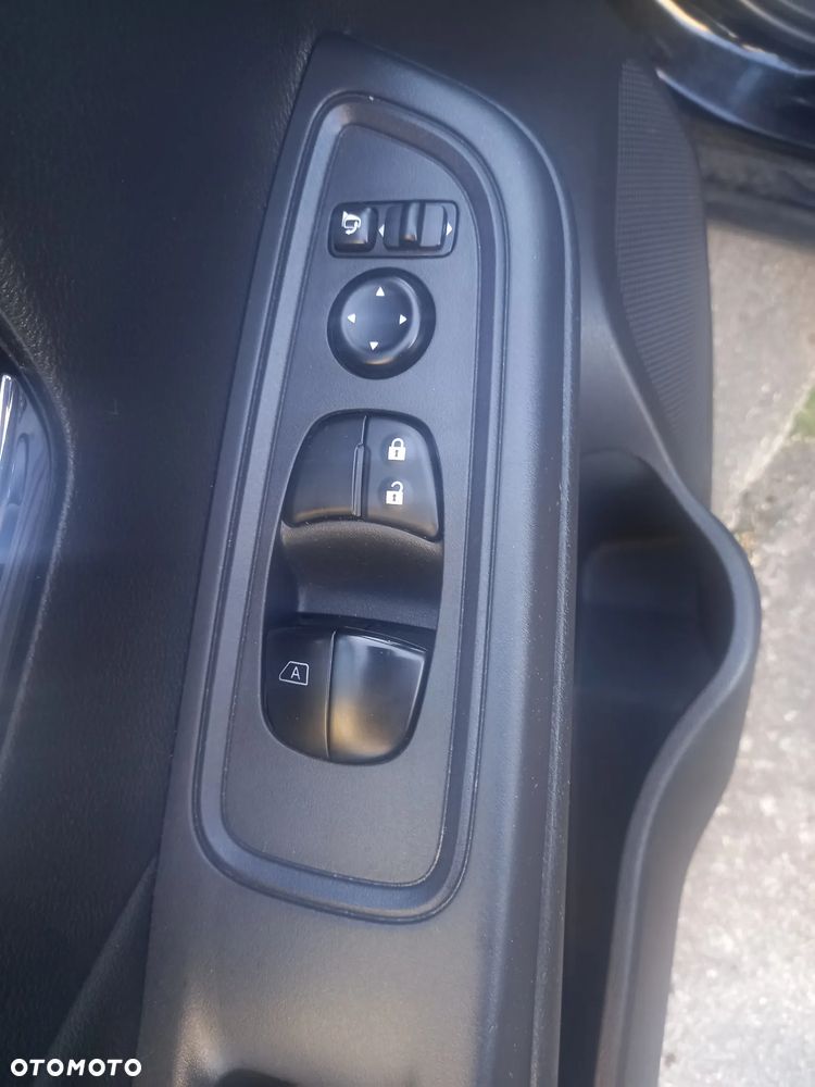 Nissan Micra - 9