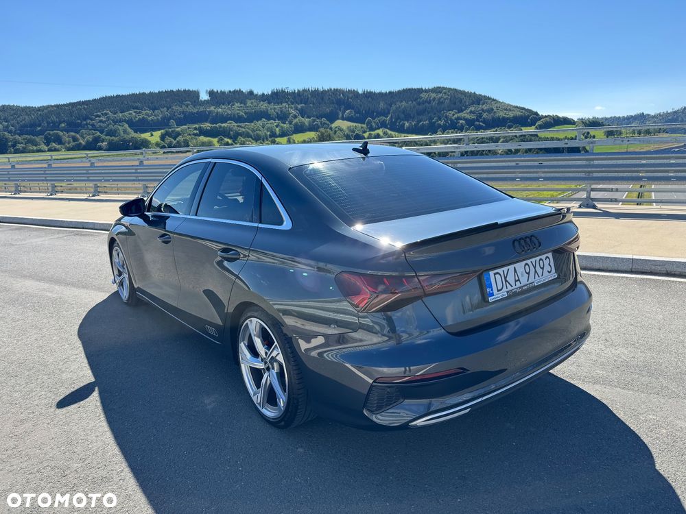 Audi A3 Limousine 35 TFSI S tronic S line - 4
