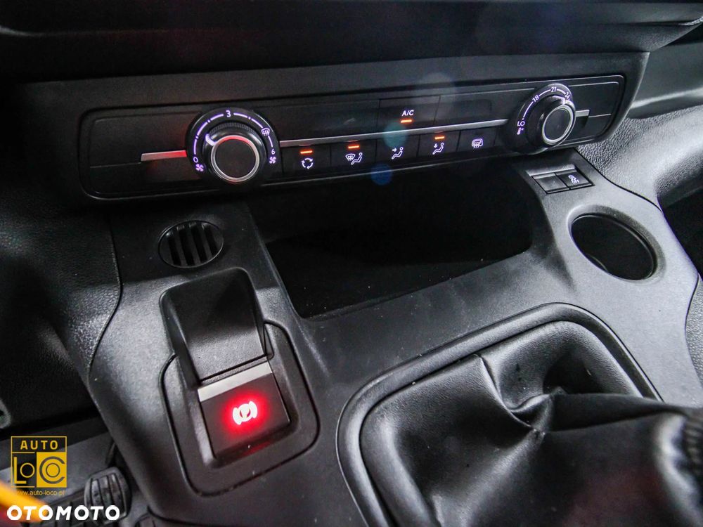 Citroën BERLINGO FURGON LONG - 20