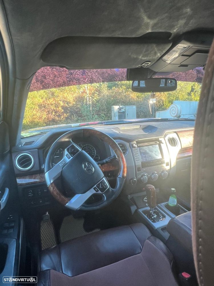 Toyota Tundra - 12