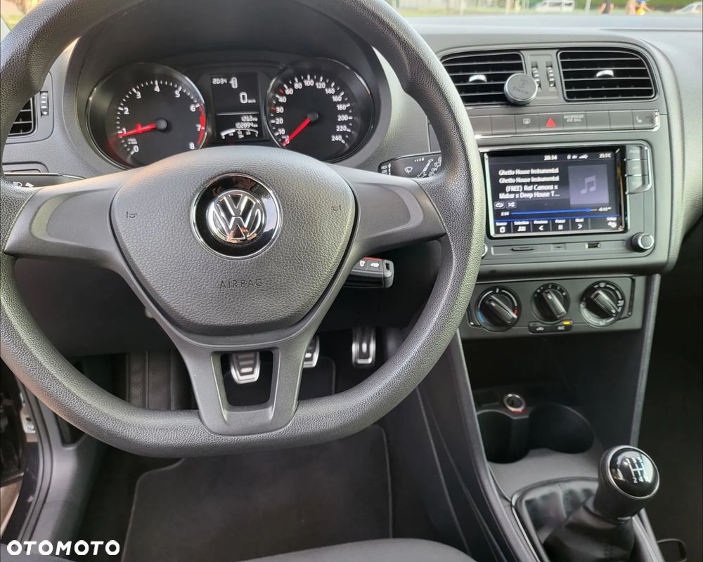 Volkswagen Polo - 14