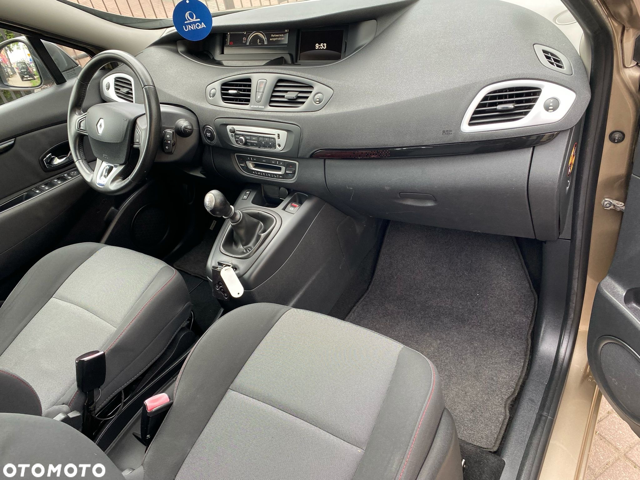 Renault Scenic 1.5 dCi Dynamique - 19