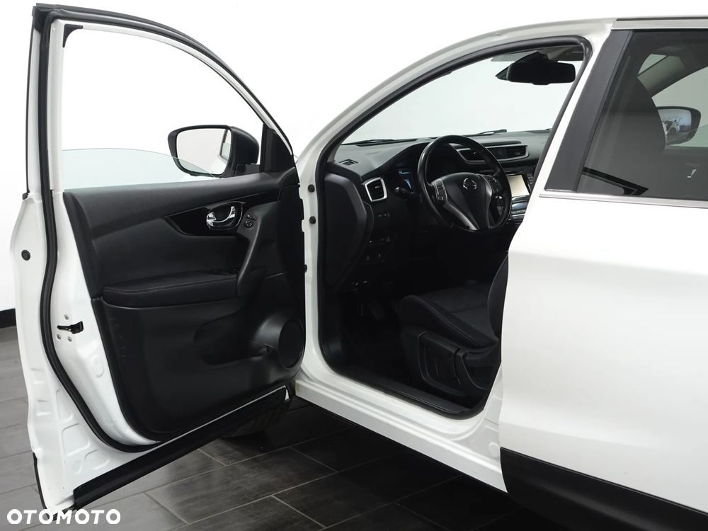 Nissan Qashqai - 16