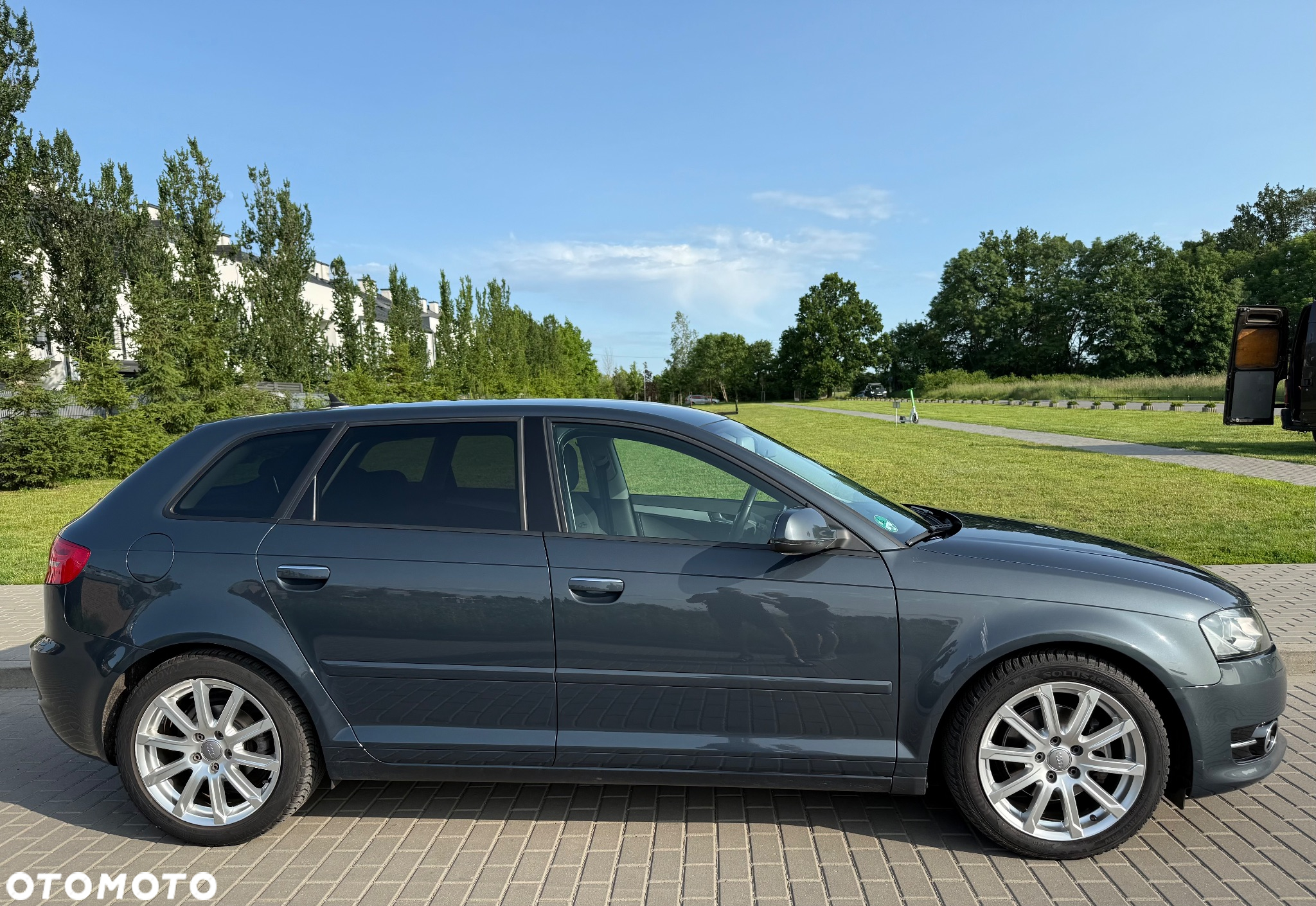 Audi A3 2.0 TDI DPF Ambition S tronic - 3