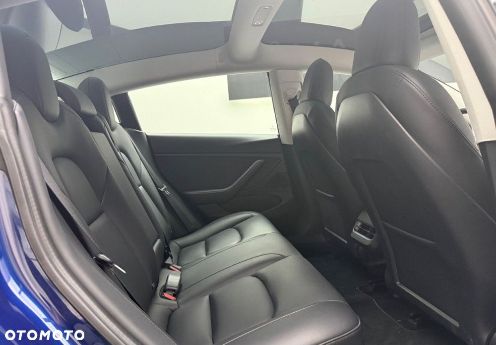 Tesla Model 3 - 19