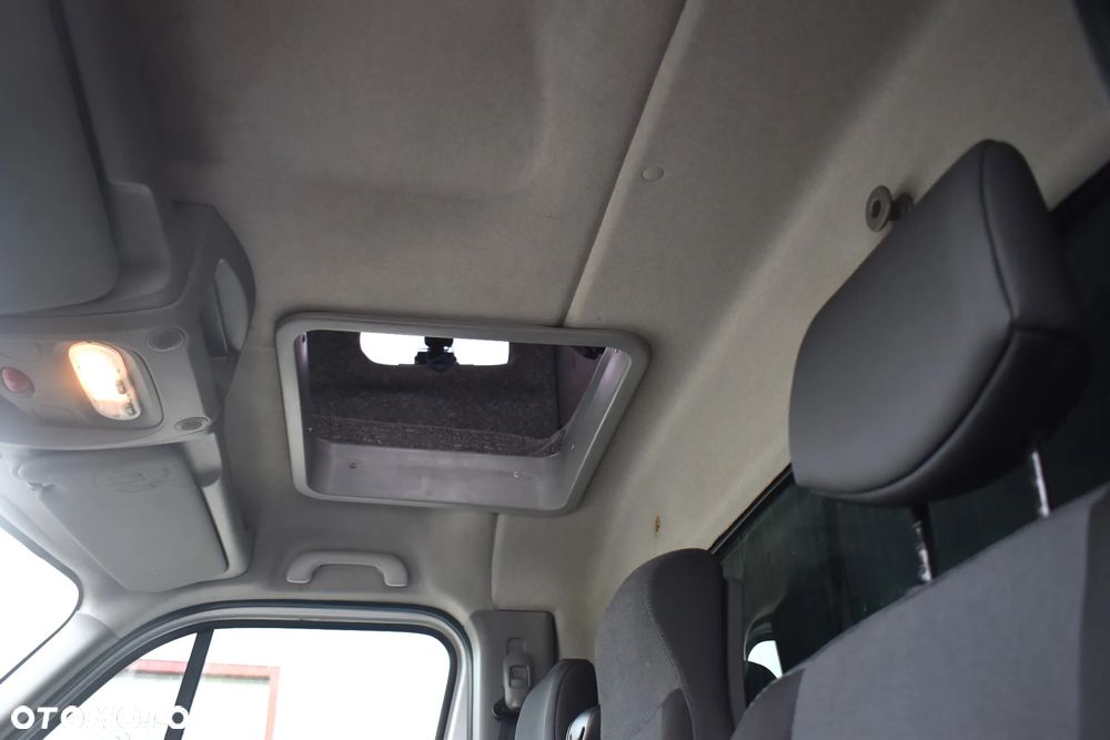 Renault Master - 15