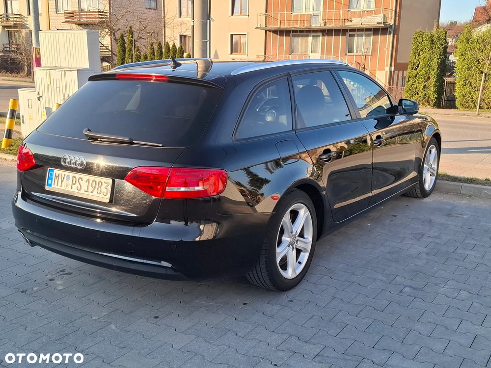 Audi A4 Avant 2.0 TDI - 7