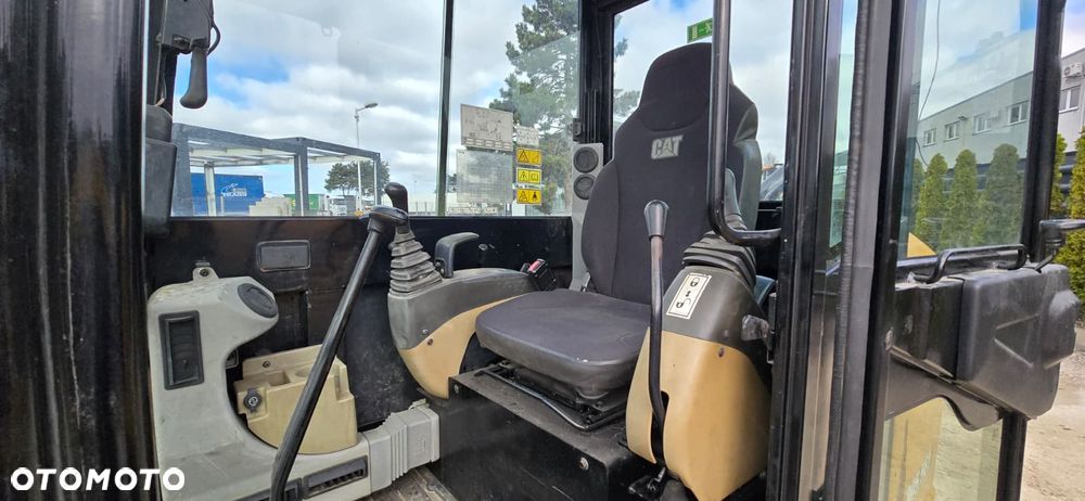 Caterpillar 305.5E2 - 9