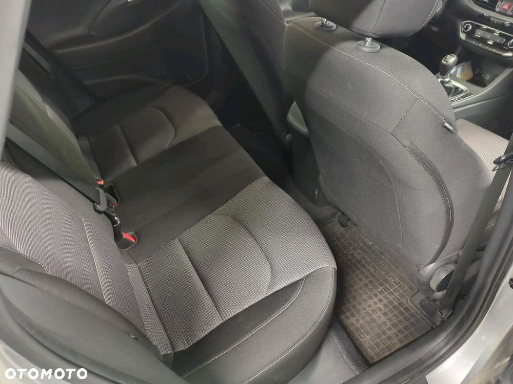 Hyundai i30 1.0 T-GDI Modern - 18