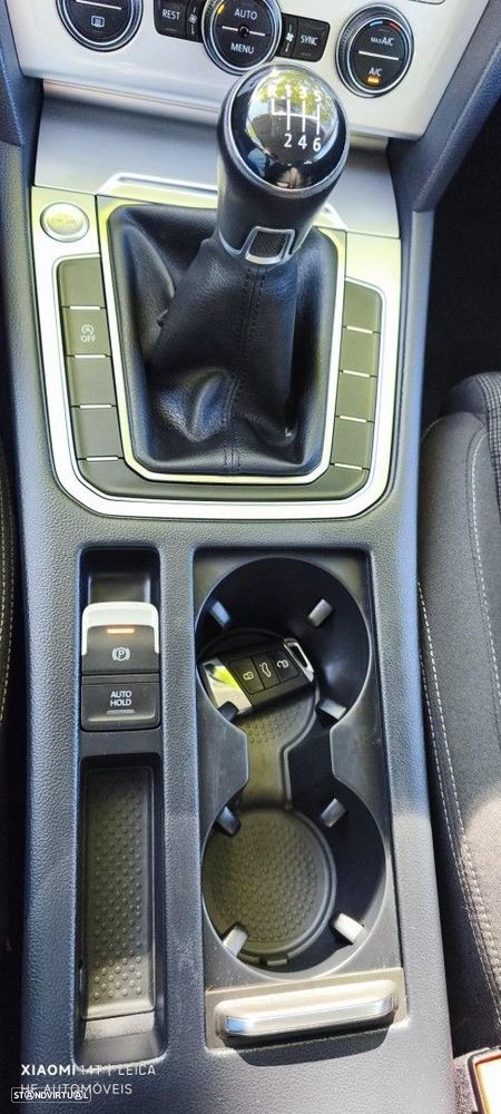 VW Passat 1.6 TDI BlueMotion - 41