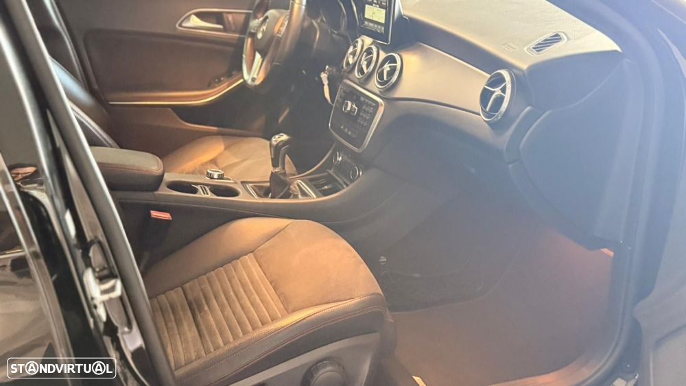 Mercedes-Benz GLA 200 CDi AMG Line - 36