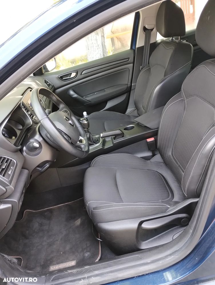 Renault Megane TCe 116 GPF Zen - 8