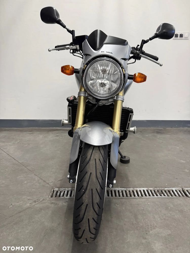 Honda Hornet - 36