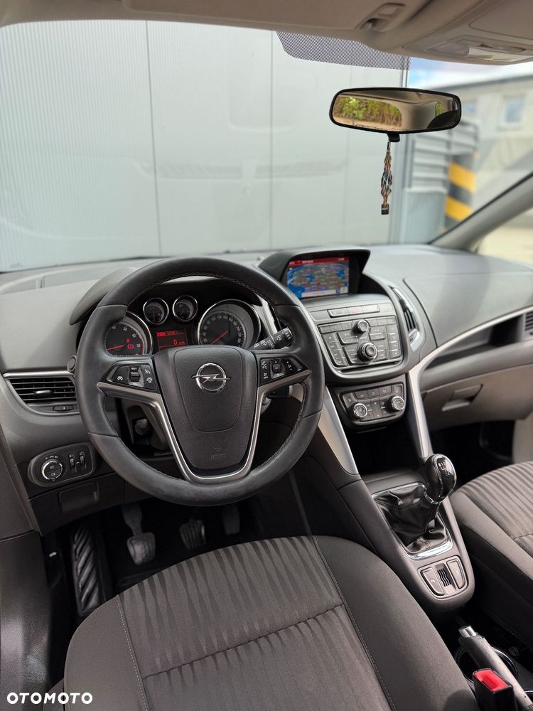 Opel Zafira Tourer 1.4 Turbo Business Innovation - 39