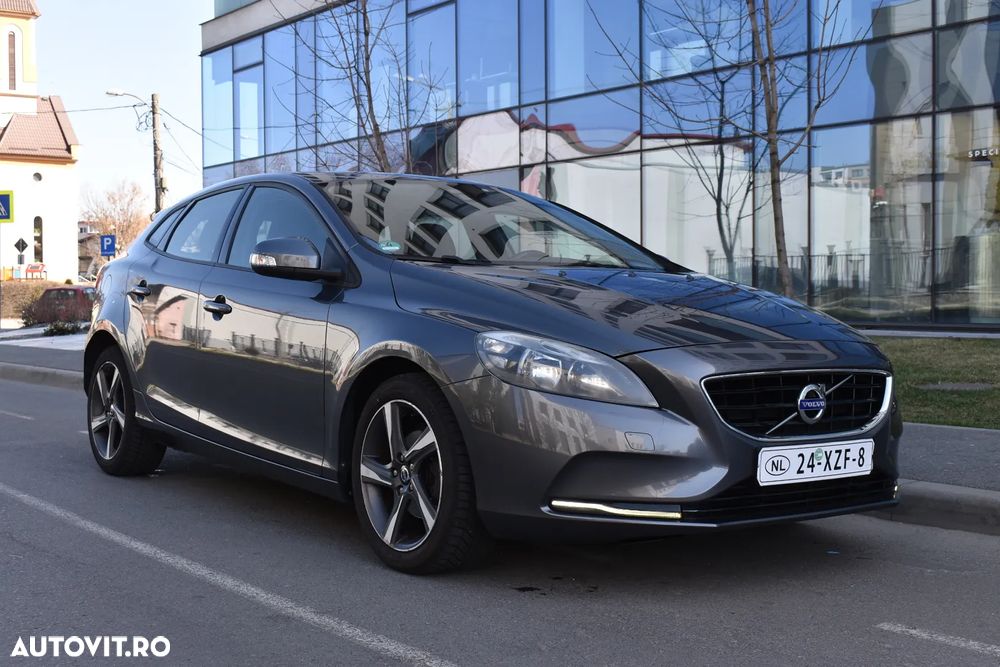 Volvo V40 D2 - 1