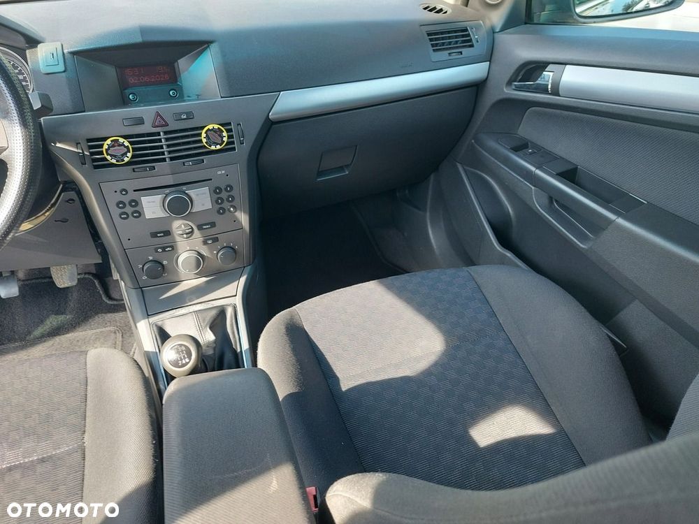 Opel Astra - 20