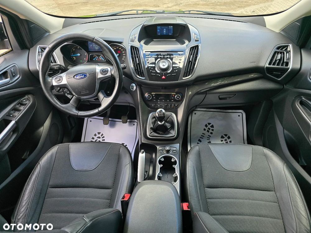 Ford Kuga 2.0 TDCi 4WD Titanium - 24