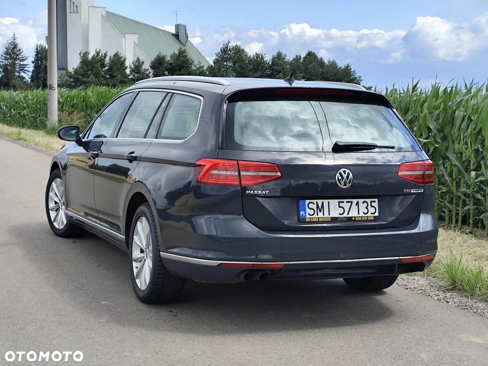 Volkswagen Passat 1.8 TSI (BlueMotion Technology) DSG Highline - 16