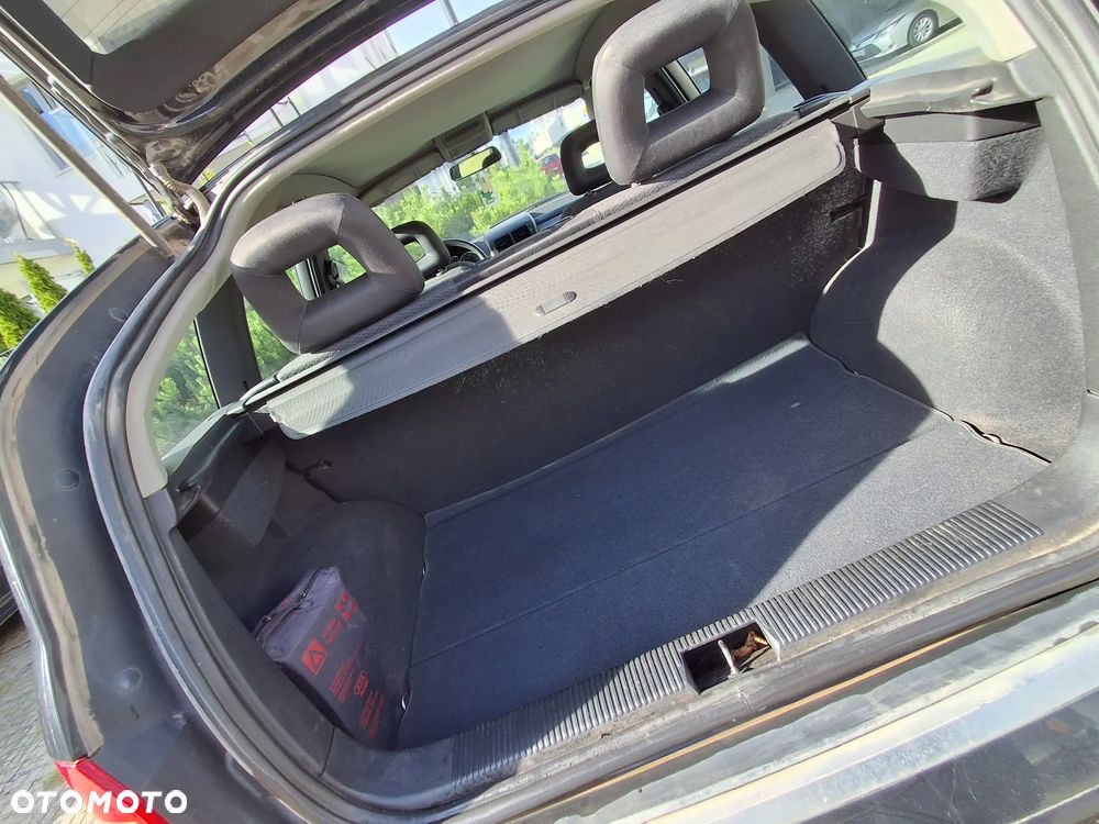Audi A2 1.4 - 10