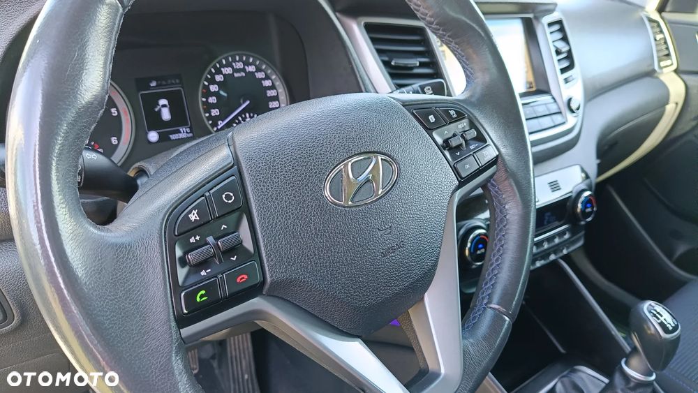 Hyundai Tucson 1.7 CRDI BlueDrive Style 2WD - 28