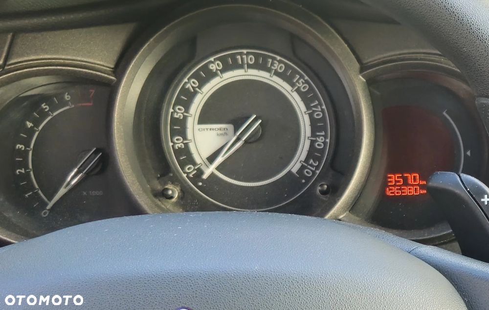 Citroën C3 1.2 PureTech Exclusive ETG - 12