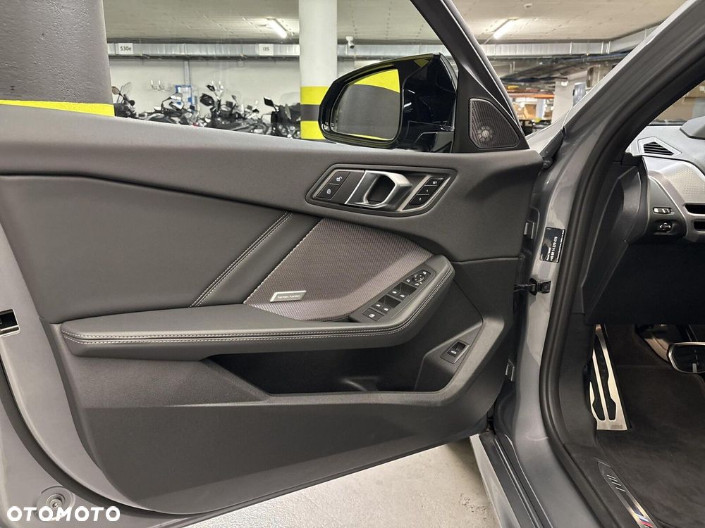 BMW Seria 1 M135 xDrive - 11